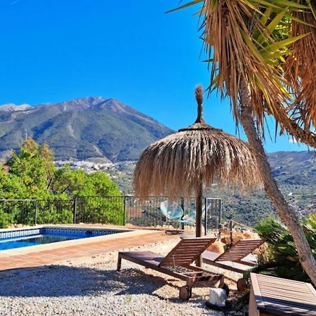 Villa La Perla Andaluza Alcaucín Exterior foto