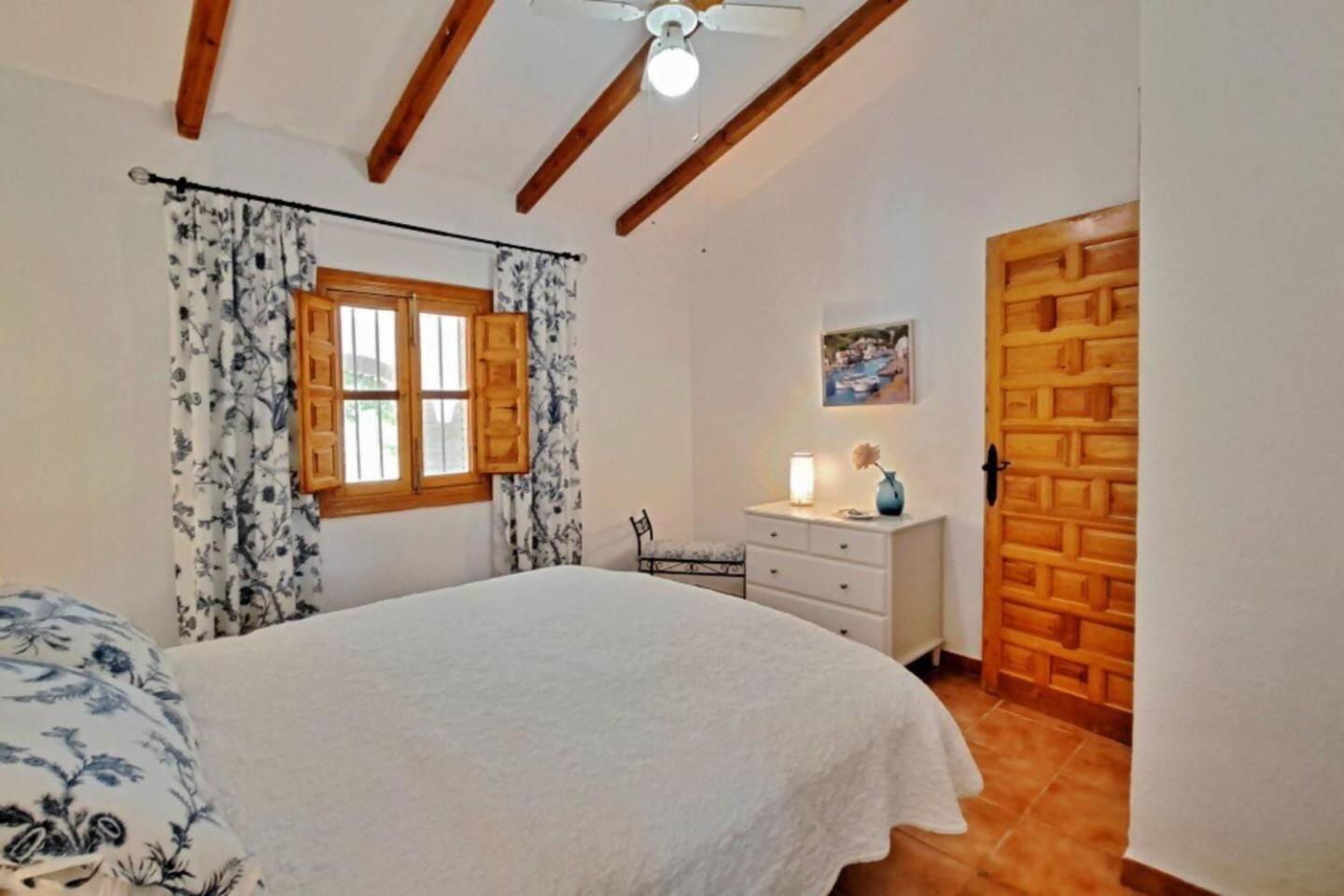 Villa La Perla Andaluza Alcaucín Exterior foto