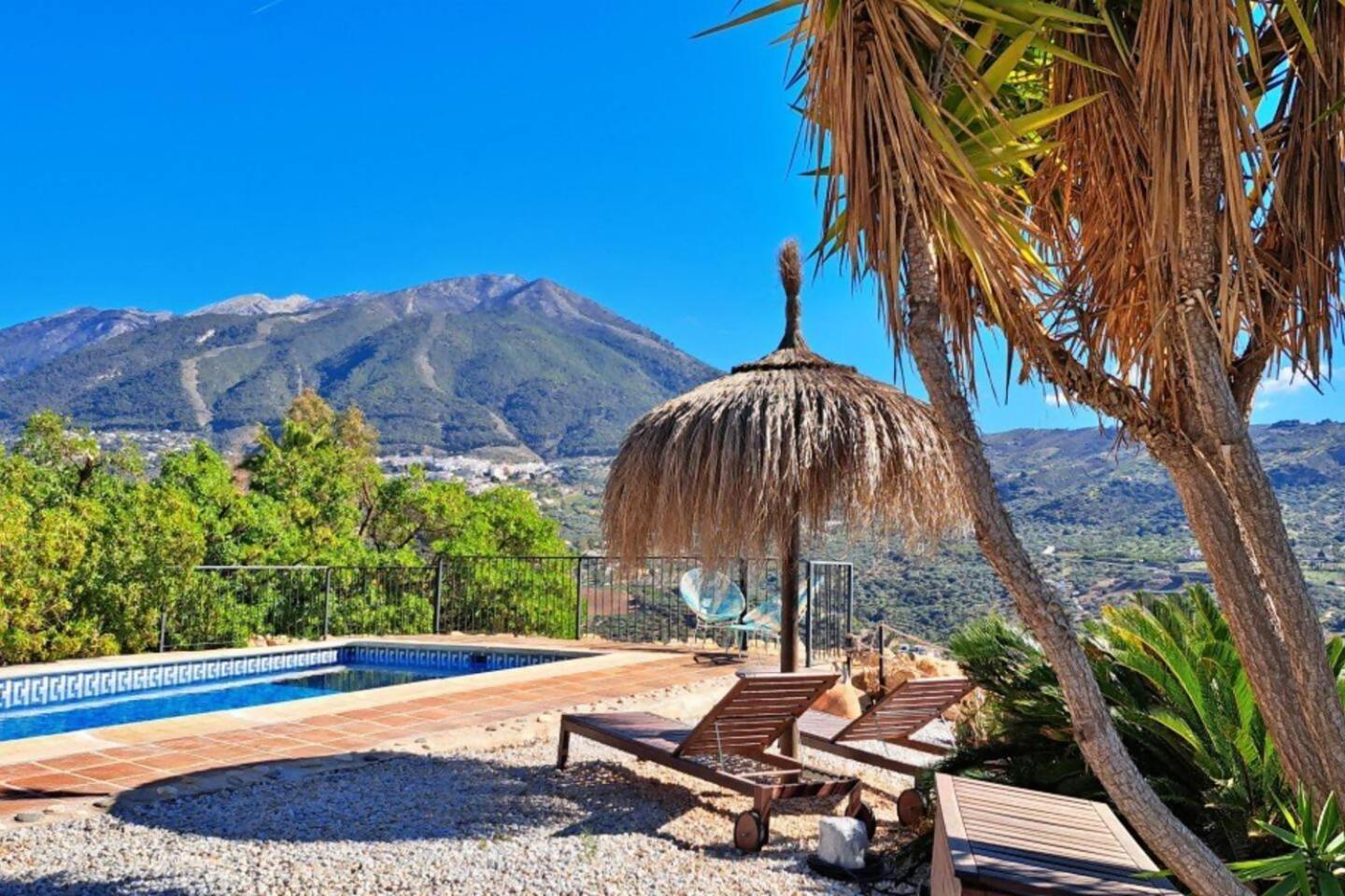 Villa La Perla Andaluza Alcaucín Exterior foto
